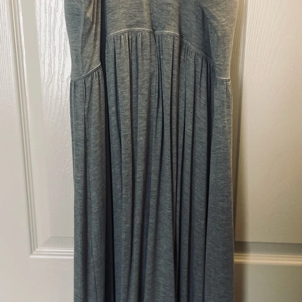 Secret Treasures Gray and White Lace Trim Chemise - Picture 3 of 7